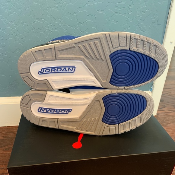 Jordan 3 Blue varsity cement - Picture 5 of 11